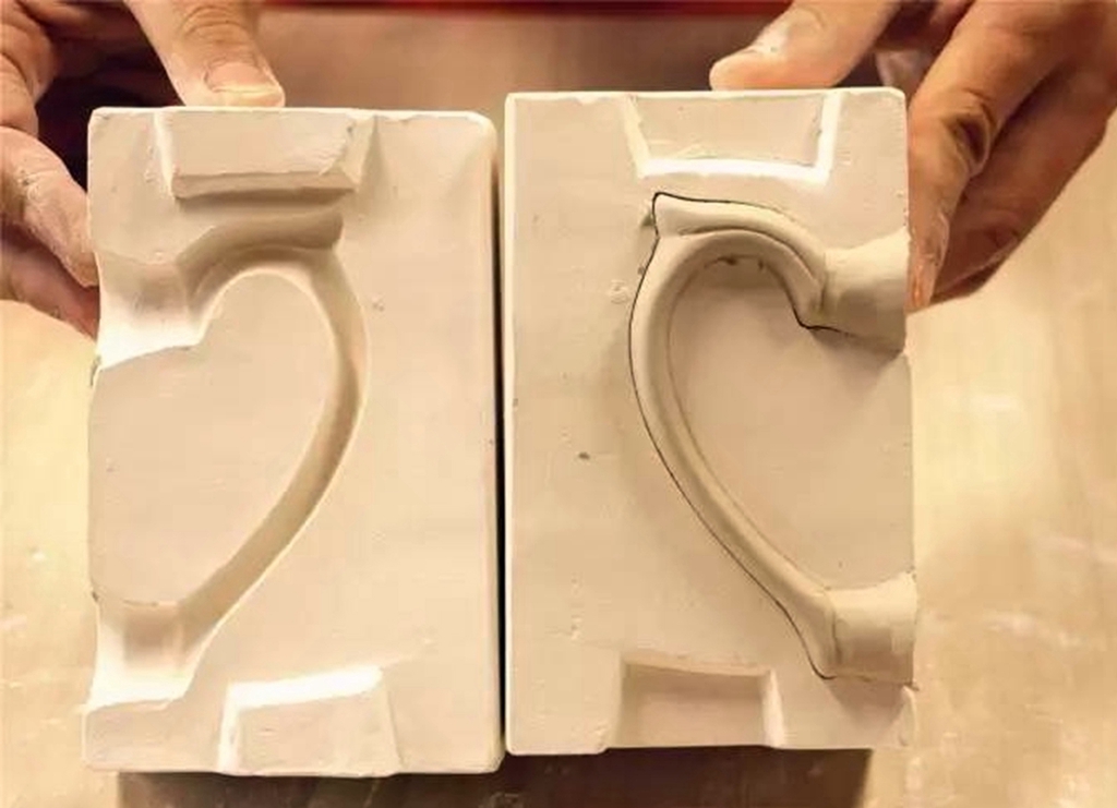 瓷艺模具使用技巧之"杯具之手" - 天津景德镇陶瓷文化体验培训中心